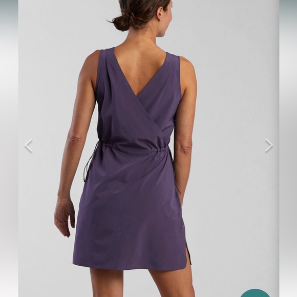 Title nine Dresses & Skirts - Title Nine Round Trip Dress Solid teal blue reversible dress size medium upf 50
